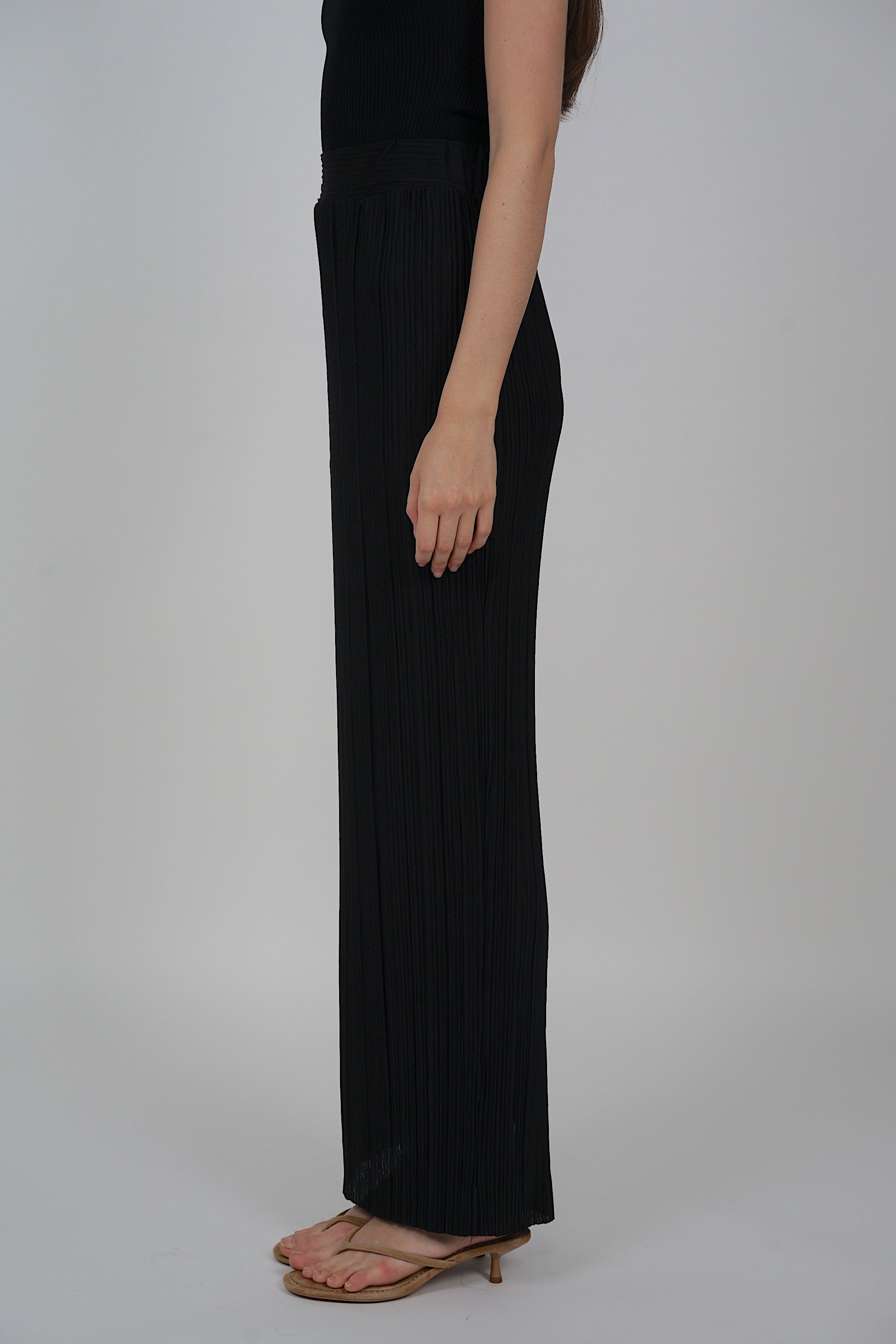 Plisse Pleated Skirt in Black
