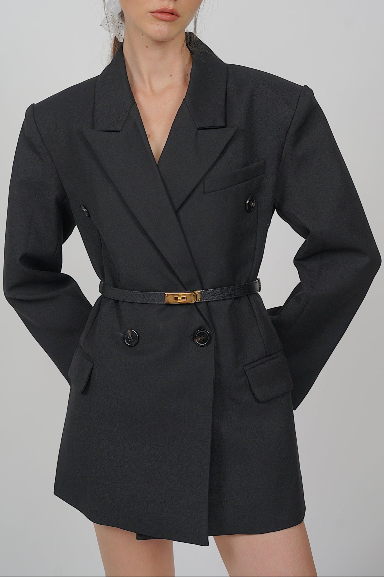 Oversized Peak Lapel Blazer in Black