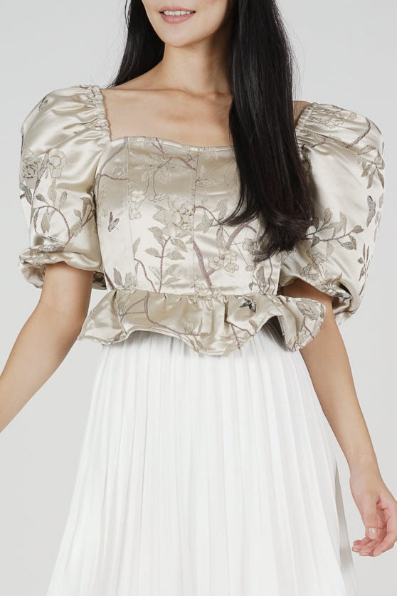 Yoshio Puffy Top in Cream Gold